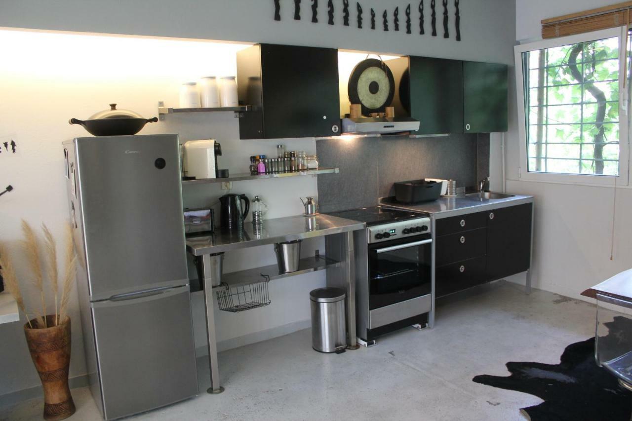 Comfort Stay Lofts Athena Bagian luar foto